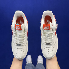 3A空军!第661色:红钩小花装饰🎍镜面皮 Nike Air Force 1 Low 百分百原鞋开发!PT市场真正匠心空 3A空军!第661色:红钩小花装饰🎍镜面皮 Nike Air Force 1 Low 百分百原鞋开发!PT市场真正匠心空