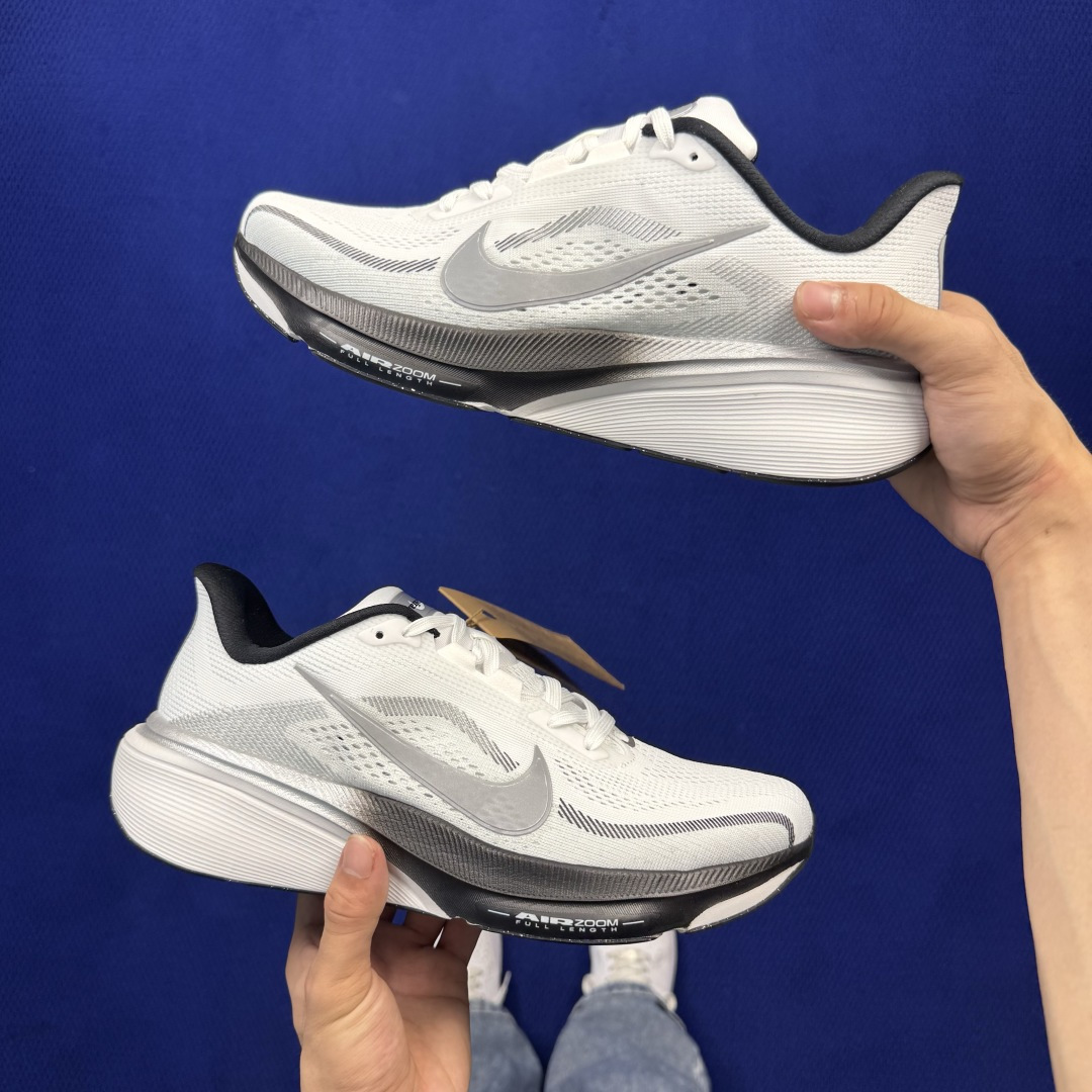 马拉松登月系列 YZ纯原1:1品质! Nike Air Zoom Pegasus 42代黑白 超高清洁度! 第2色:黑白 马拉松登月系列 YZ纯原1:1品质! Nike Air Zoom Pegasus 42代黑白 超高清洁度! 第2色:黑白