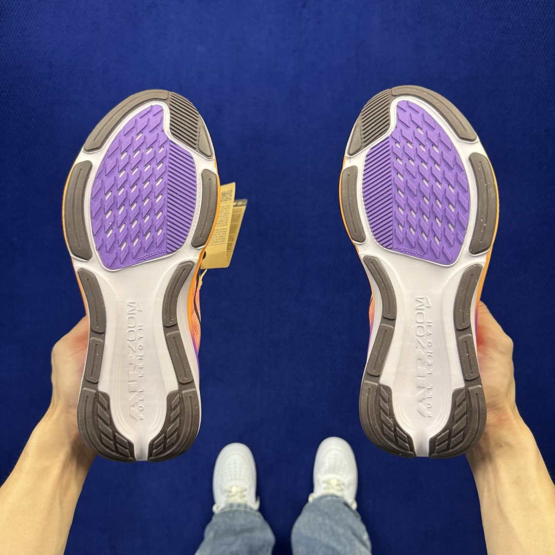 马拉松登月系列 YZ纯原1:1品质! Nike Air Zoom Pegasus 42代黑白 超高清洁度! 第3色:粉橙 马拉松登月系列 YZ纯原1:1品质! Nike Air Zoom Pegasus 42代黑白 超高清洁度! 第3色:粉橙