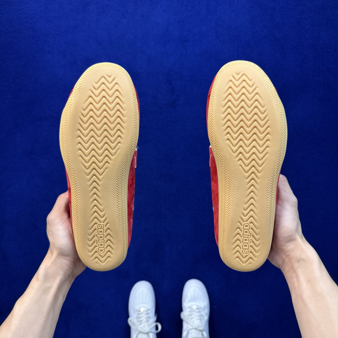 阿迪薄底魔术贴休闲鞋 女款 adidas FOS URBAN REVERIE 第6色: 红色 货号：KJ0988 尺码：