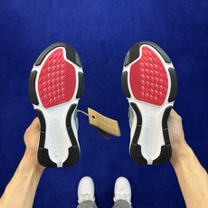 马拉松登月系列 YZ纯原1:1品质! Nike Air Zoom Pegasus 42代黑白 超高清洁度! 第6色:淡绿 马拉松登月系列 YZ纯原1:1品质! Nike Air Zoom Pegasus 42代黑白 超高清洁度! 第6色:淡绿