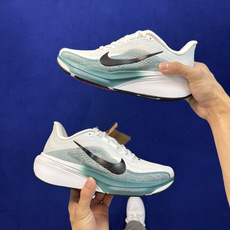 马拉松登月系列 YZ纯原1:1品质! Nike Air Zoom Pegasus 42代黑白 超高清洁度! 第6色:淡绿 马拉松登月系列 YZ纯原1:1品质! Nike Air Zoom Pegasus 42代黑白 超高清洁度! 第6色:淡绿