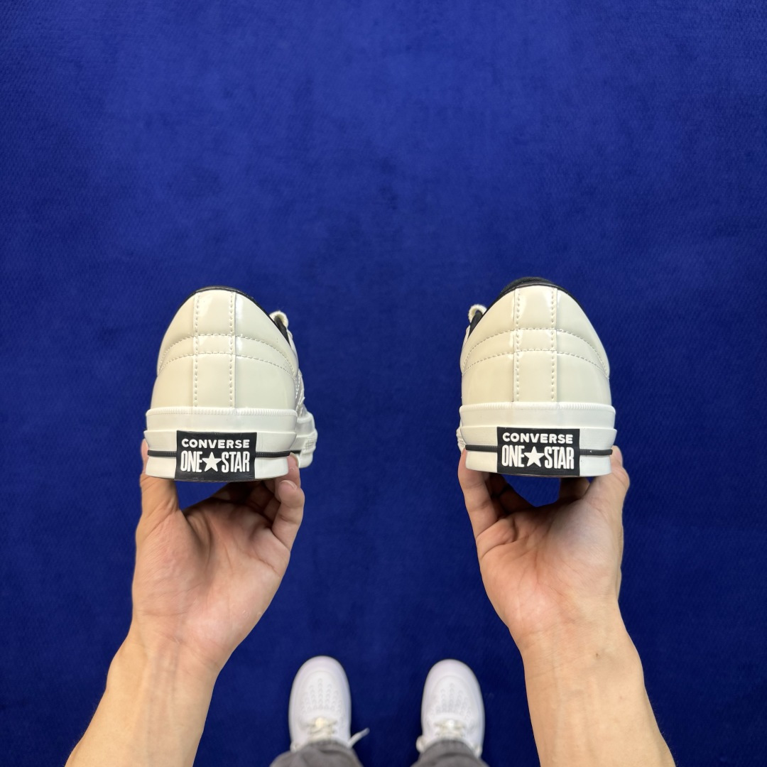 虎扑版‼️ 匡威OneStar星星鞋 光面皮白色 Converse One Star Ox 帆布休闲板鞋 C 行业一线头 虎扑版‼️ 匡威OneStar星星鞋 光面皮白色 Converse One Star Ox 帆布休闲板鞋 C 行业一线头