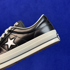 虎扑版‼️ 匡威OneStar星星鞋 光面皮黑白 Converse One Star Ox 帆布休闲板鞋 C 行业一线头 虎扑版‼️ 匡威OneStar星星鞋 光面皮黑白 Converse One Star Ox 帆布休闲板鞋 C 行业一线头