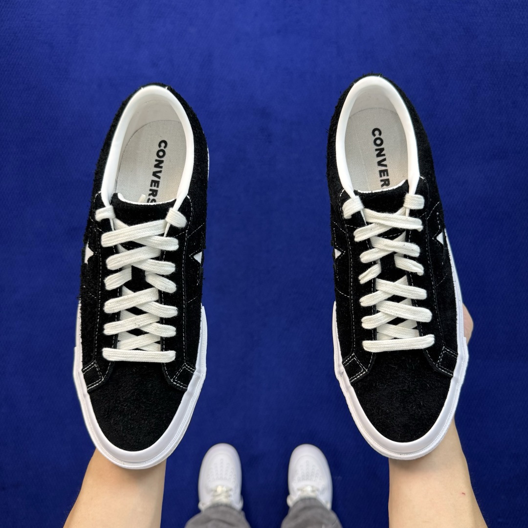 虎扑版‼️ 匡威OneStar星星鞋 翻毛皮白 Converse One Star Ox 帆布休闲板鞋 C 行业一线头部 虎扑版‼️ 匡威OneStar星星鞋 翻毛皮白 Converse One Star Ox 帆布休闲板鞋 C 行业一线头部