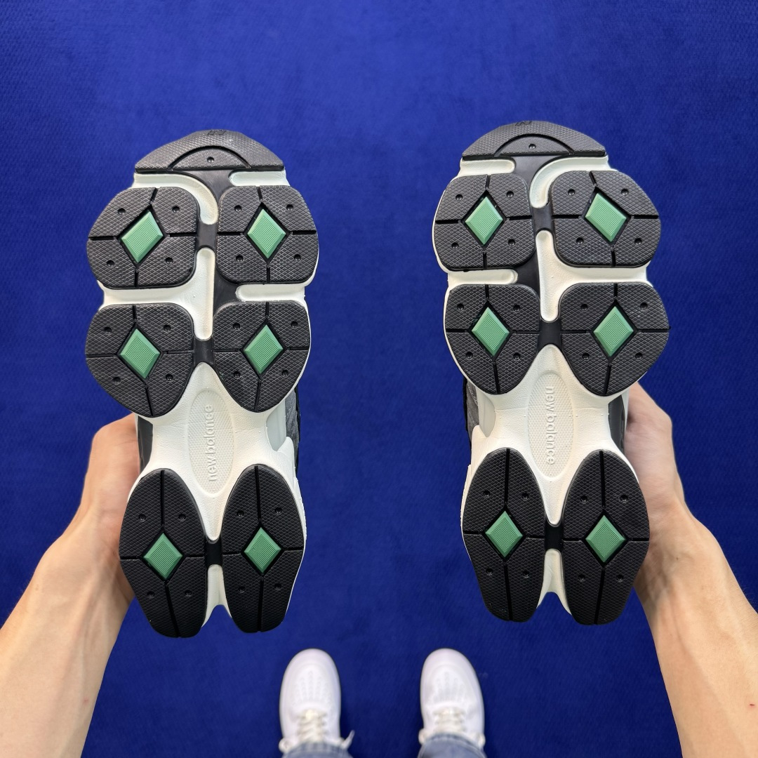 C版新百伦系列!NB9060R第182色:麂皮深灰绿 升级贾卡无敌质感!最强版本36-47.5出货,行业标杆之作! 货 C版新百伦系列!NB9060R第182色:麂皮深灰绿 升级贾卡无敌质感!最强版本36-47.5出货,行业标杆之作! 货