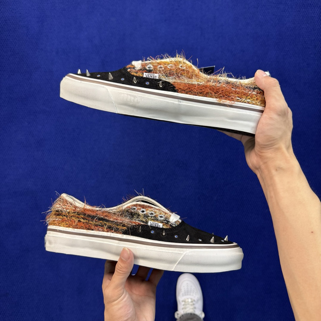 虎扑版!Vans Authentic 安纳海姆 碎钻流苏复古黑棕 159V 纯原级别外贸订单!万斯经典 硫化帆布板鞋 正 虎扑版!Vans Authentic 安纳海姆 碎钻流苏复古黑棕 159V 纯原级别外贸订单!万斯经典 硫化帆布板鞋 正