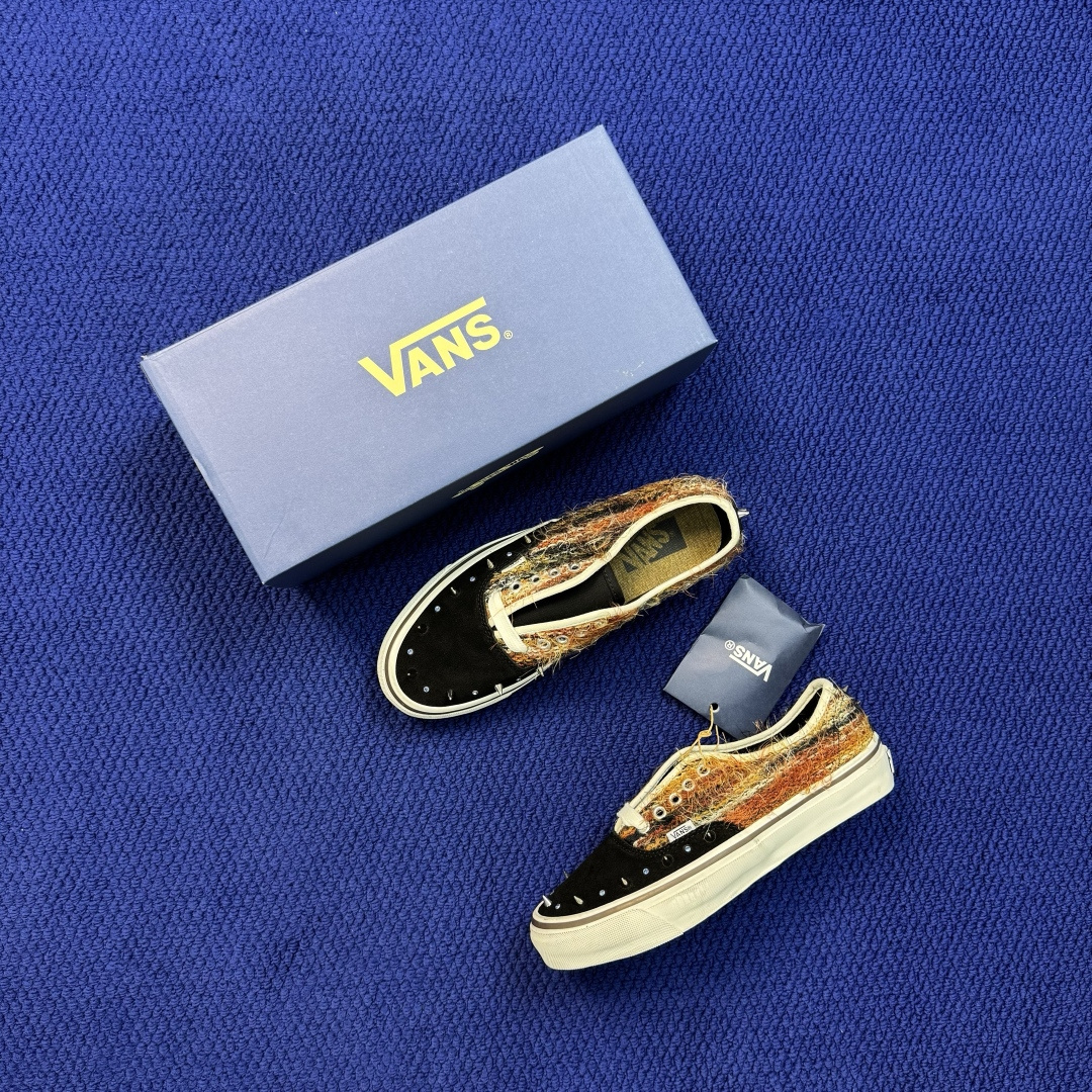 虎扑版!Vans Authentic 安纳海姆 碎钻流苏复古黑棕 159V 纯原级别外贸订单!万斯经典 硫化帆布板鞋 正 虎扑版!Vans Authentic 安纳海姆 碎钻流苏复古黑棕 159V 纯原级别外贸订单!万斯经典 硫化帆布板鞋 正