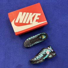 外贸私域爆款!Nike Air Max Plus 低帮TN气垫跑鞋 大厂纯原高品!maxplus 第2色:黑绿 货号:D 外贸私域爆款!Nike Air Max Plus 低帮TN气垫跑鞋 大厂纯原高品!maxplus 第2色:黑绿 货号:D