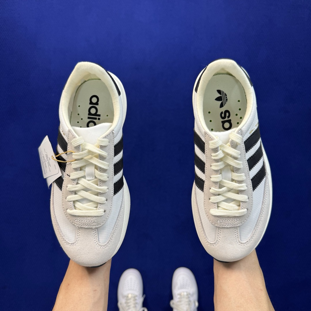 阿迪休闲鞋 adidas originals SL 72 第1色:黑灰 货号：KK3074 尺码：35.5-45带半码