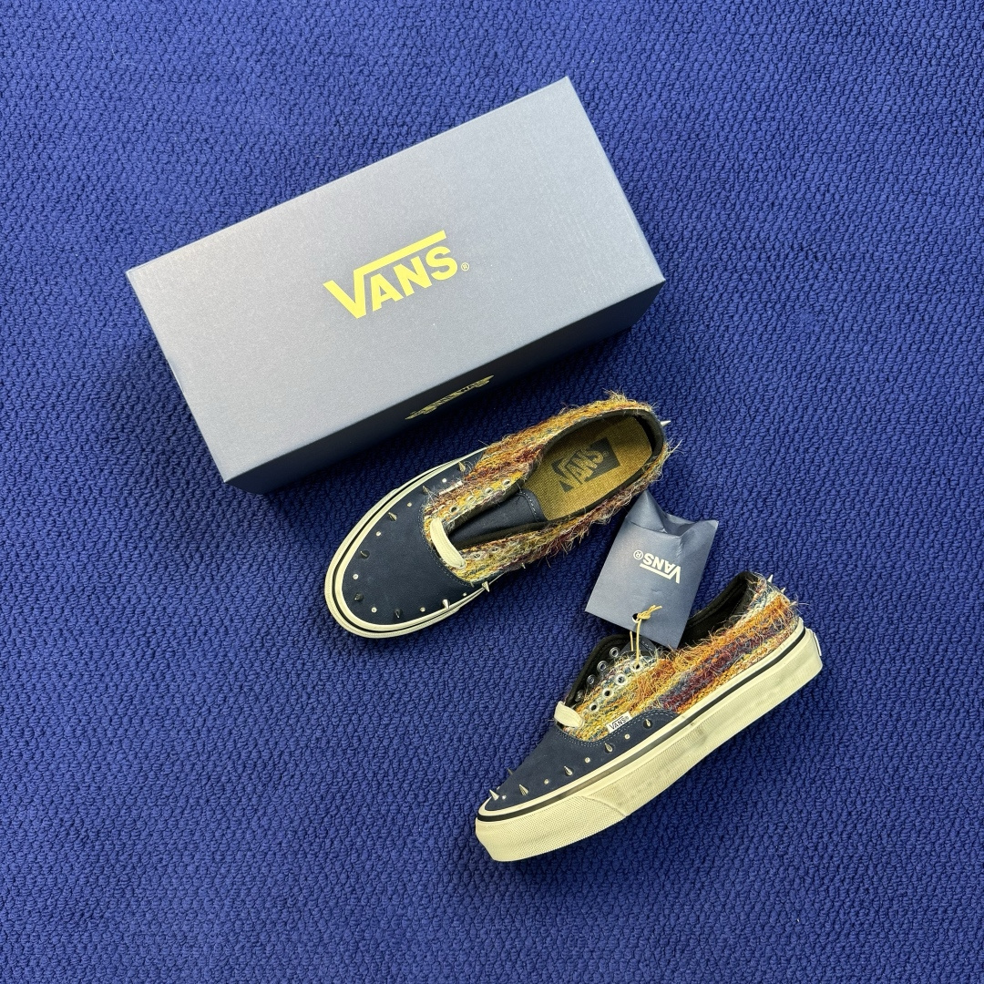 虎扑版!Vans Authentic 安纳海姆 碎钻流苏复古蓝棕 161V 纯原级别外贸订单!万斯经典 硫化帆布板鞋 正 虎扑版!Vans Authentic 安纳海姆 碎钻流苏复古蓝棕 161V 纯原级别外贸订单!万斯经典 硫化帆布板鞋 正