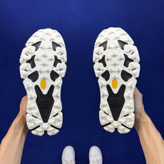 HOKA ONE ONE SPEEDGOAT 7 羚羊7越野跑鞋 纯原大厂出品!品质库存稳定放心推! 第3色:黑白 货号 HOKA ONE ONE SPEEDGOAT 7 羚羊7越野跑鞋 纯原大厂出品!品质库存稳定放心推! 第3色:黑白 货号