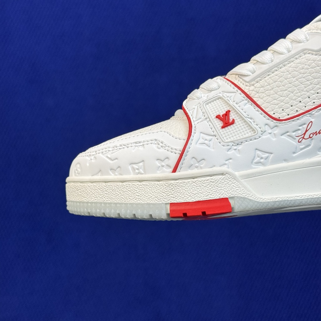 超级性价比！长期现货，第30色：白红邮轮🛳️ LOUIS VUITTON Trainer 飞机盒全套包装、头层皮、空胶工