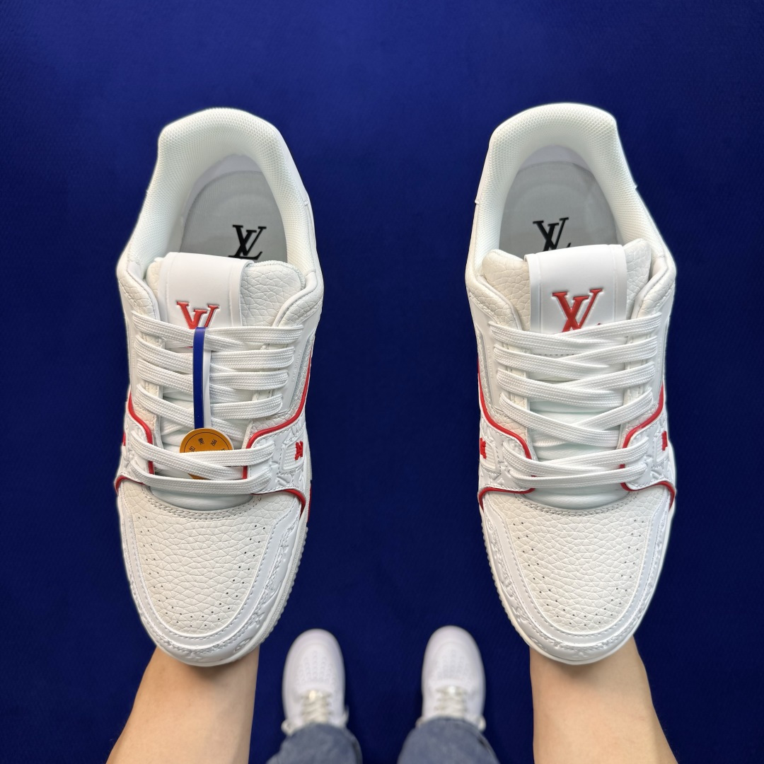 超级性价比！长期现货，第30色：白红邮轮🛳️ LOUIS VUITTON Trainer 飞机盒全套包装、头层皮、空胶工