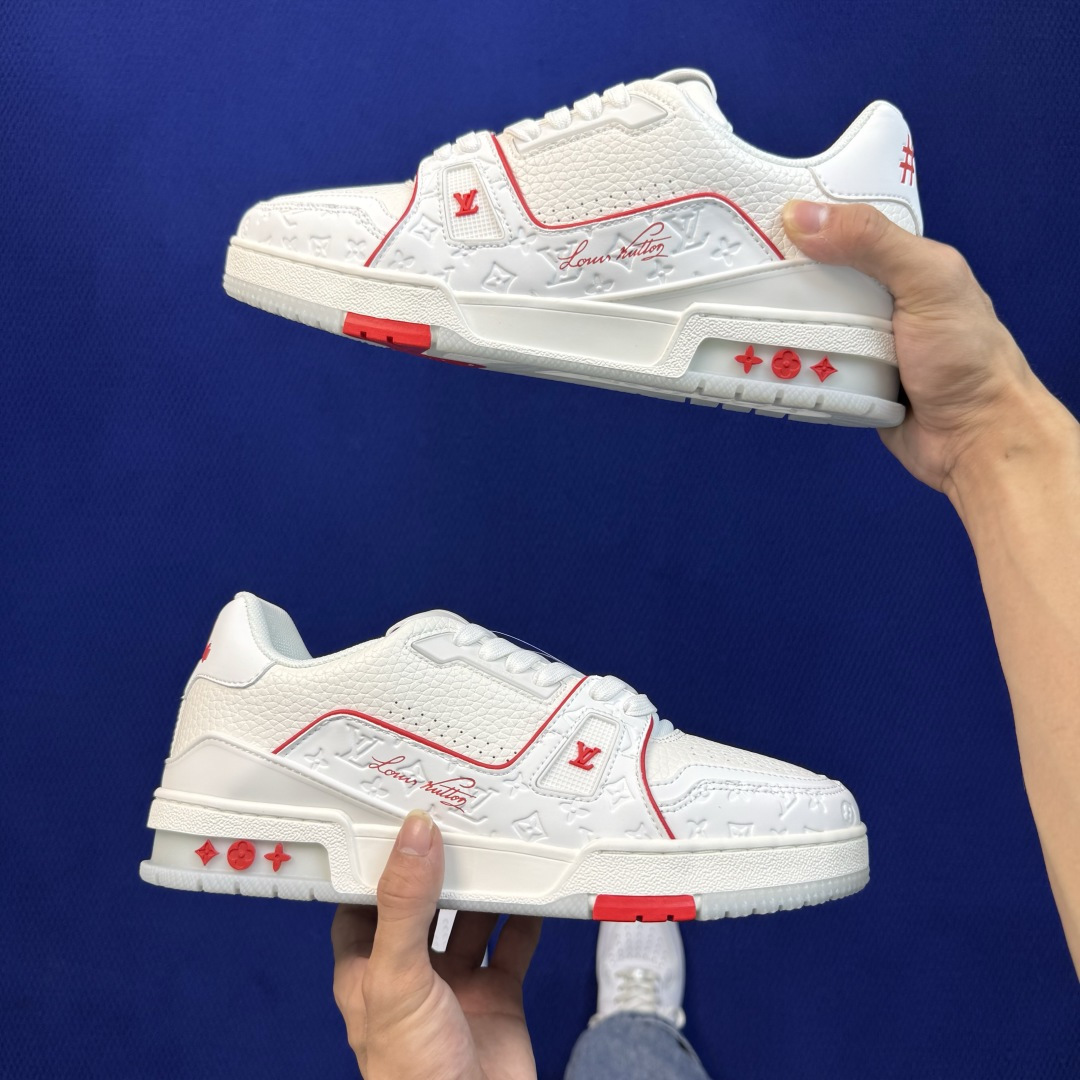 超级性价比！长期现货，第30色：白红邮轮🛳️ LOUIS VUITTON Trainer 飞机盒全套包装、头层皮、空胶工