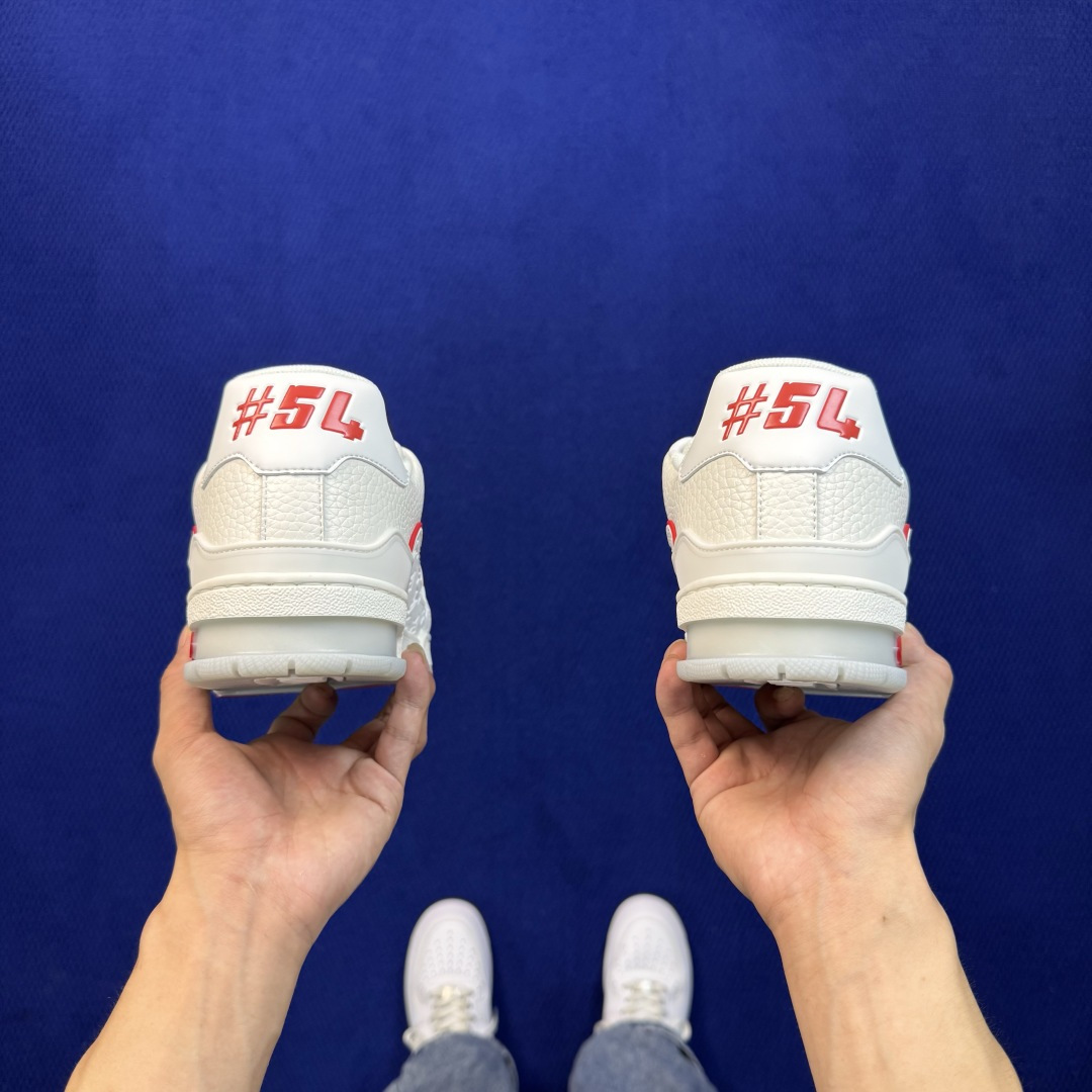 超级性价比！长期现货，第30色：白红邮轮🛳️ LOUIS VUITTON Trainer 飞机盒全套包装、头层皮、空胶工