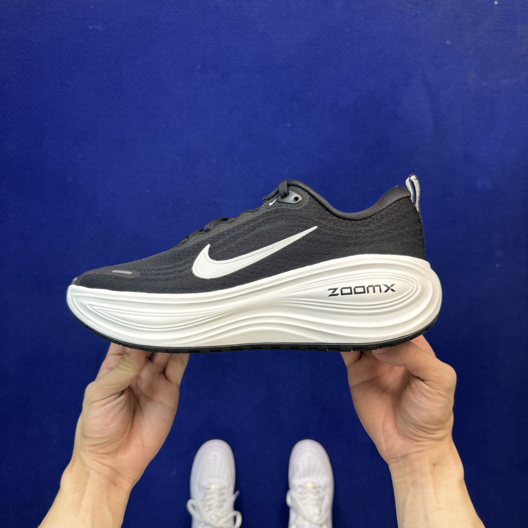 福利特价‼️ Nike Vomero Plus 低帮 ZOOMX 马拉松跑步鞋16色 缓震表现出色,脚感Q弹! 福利特价‼️ Nike Vomero Plus 低帮 ZOOMX 马拉松跑步鞋16色 缓震表现出色,脚感Q弹!