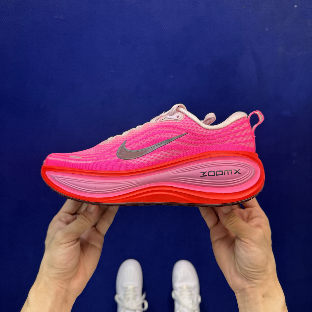 福利特价‼️ Nike Vomero Plus 低帮 ZOOMX 马拉松跑步鞋16色 缓震表现出色,脚感Q弹! 福利特价‼️ Nike Vomero Plus 低帮 ZOOMX 马拉松跑步鞋16色 缓震表现出色,脚感Q弹!