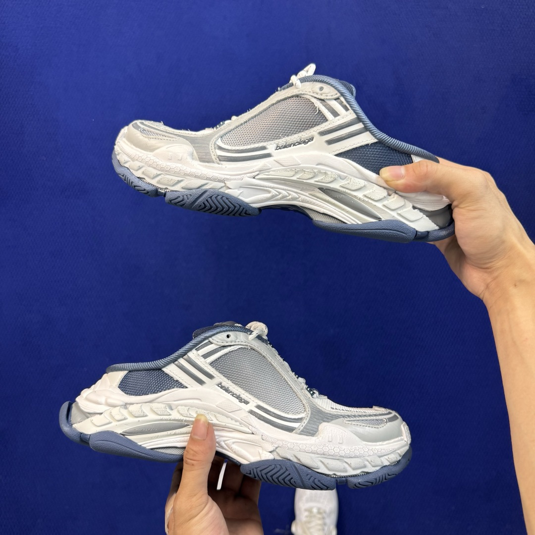 Balenciaga巴黎世家 Triple S .2 灰蓝色 货号： WTSM0 6800 4400 尺码：35 36 