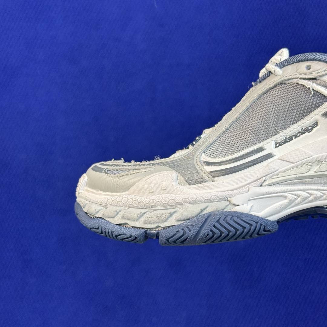Balenciaga巴黎世家 Triple S .2 灰蓝色 货号： WTSM0 6800 4400 尺码：35 36 
