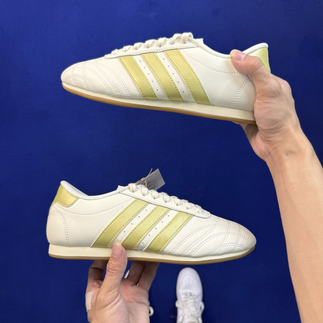 主推优势私 adidas Teakwondo 跆拳道训练鞋 第12色: 粉金色 货号：JQ0570 尺码：36-45带半