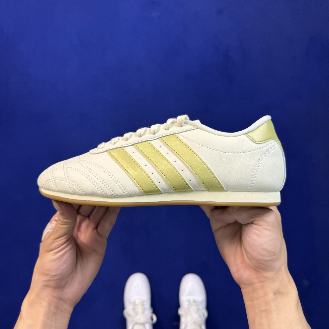 主推优势私 adidas Teakwondo 跆拳道训练鞋 第12色: 粉金色 货号:JQ0570 尺码:36-45带半 主推优势私 adidas Teakwondo 跆拳道训练鞋 第12色: 粉金色 货号:JQ0570 尺码:36-45带半
