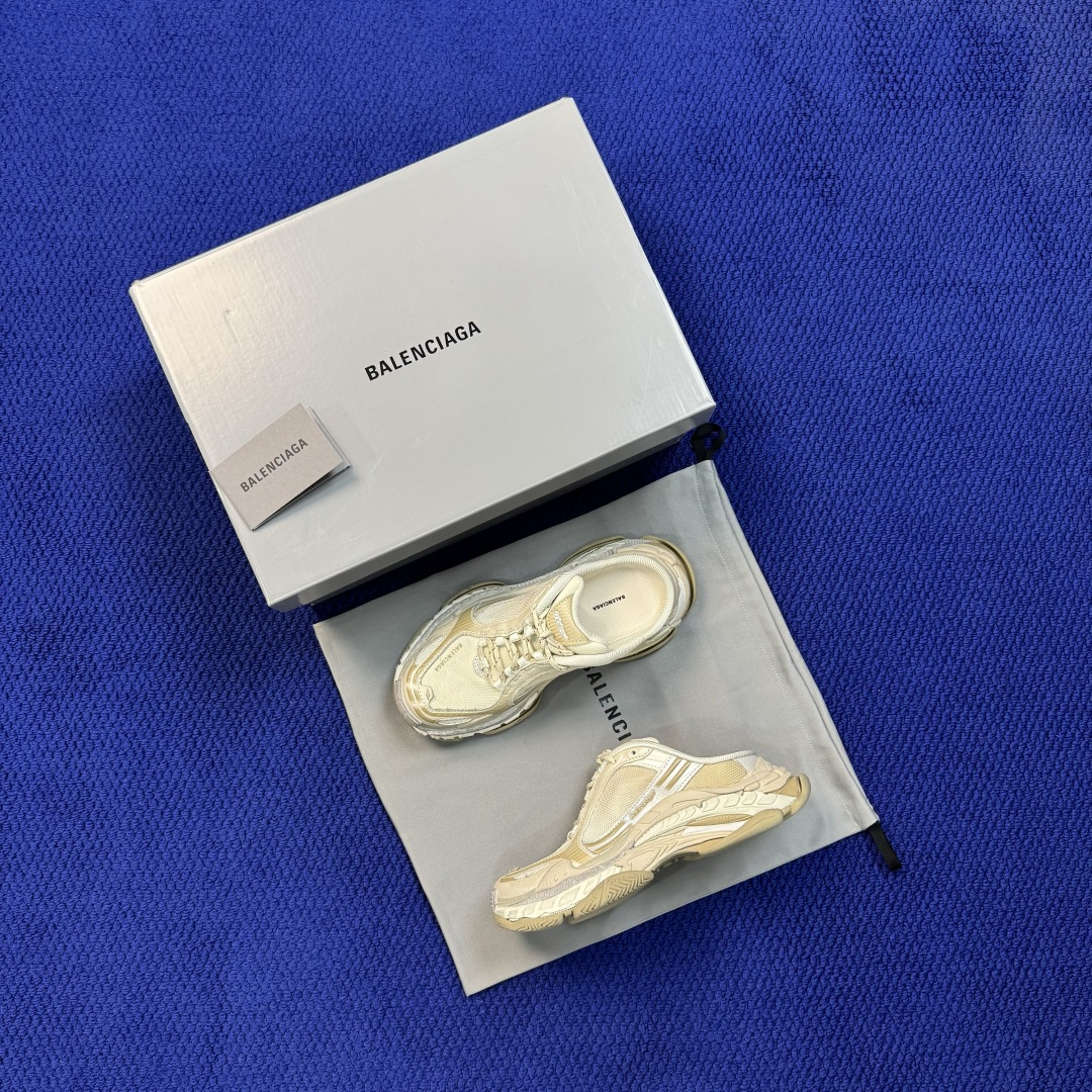 Balenciaga巴黎世家 Triple S .2 棕色 货号： WTSM0 9900 尺码：35 36 37 38 