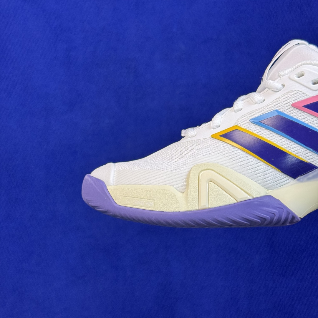 adidas BARRICADE 14 M 专业网球鞋 第7色:白色多彩 货号：KK3854 王欣瑜同款战靴，主打侧向支