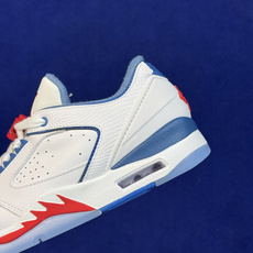 Air Jordan Sixty Plus 低帮复古篮球鞋 aj5低帮番外篇 第4色:美国队白蓝红 货号:IH2047- Air Jordan Sixty Plus 低帮复古篮球鞋 aj5低帮番外篇 第4色:美国队白蓝红 货号:IH2047-