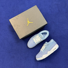 aj4 RM低帮系列 第9色:淡蓝色 Jordan Air Jordan 4 RM 篮球鞋 大厂出品,品质稳定,长期供货 aj4 RM低帮系列 第9色:淡蓝色 Jordan Air Jordan 4 RM 篮球鞋 大厂出品,品质稳定,长期供货