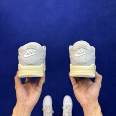 aj4 RM低帮系列 第12色:淡蓝米色 Jordan Air Jordan 4 RM 篮球鞋 大厂出品,品质稳定,长期 aj4 RM低帮系列 第12色:淡蓝米色 Jordan Air Jordan 4 RM 篮球鞋 大厂出品,品质稳定,长期