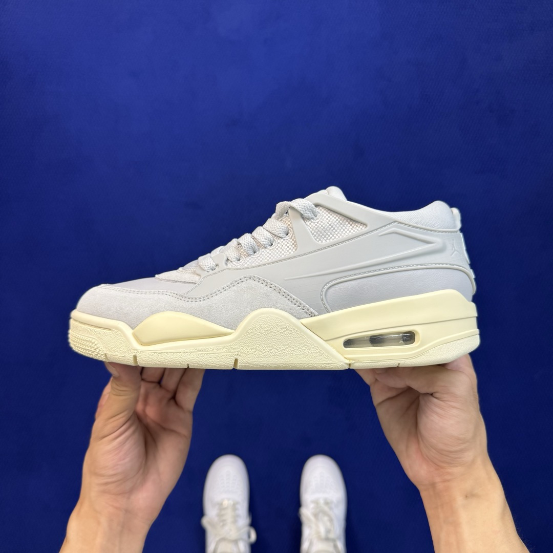 aj4 RM低帮系列 第12色:淡蓝米色 Jordan Air Jordan 4 RM 篮球鞋 大厂出品，品质稳定，长期