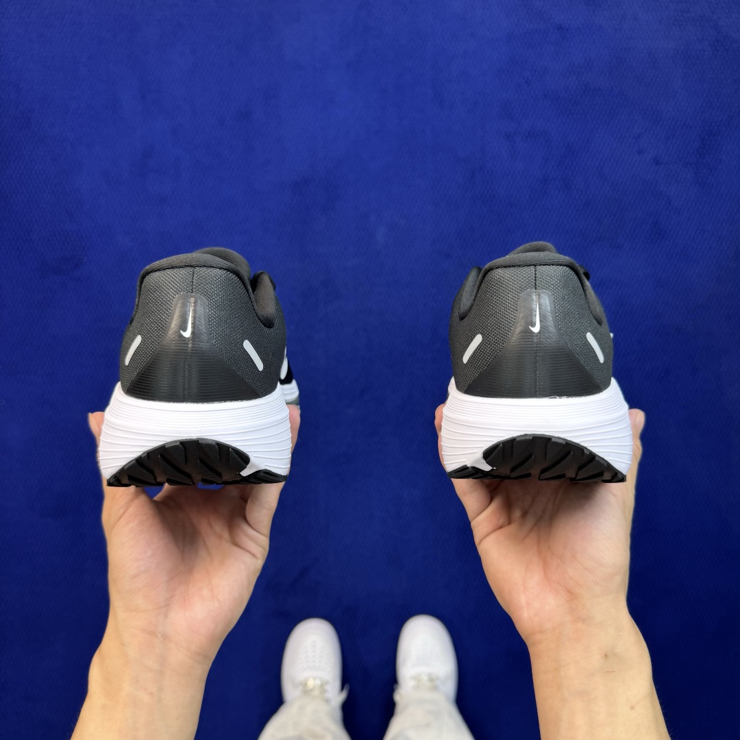 Nike Quest 7 网布透气 低帮跑步鞋 大厂纯原，1:1顶级品质！ 第1色:黑白 货号：IM6368-005 尺