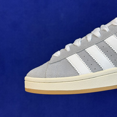 adidas originals CAMPUS 00s 面包鞋 低帮板鞋 大厂纯原,品质顶美! 货号:HQ8707 尺码 adidas originals CAMPUS 00s 面包鞋 低帮板鞋 大厂纯原,品质顶美! 货号:HQ8707 尺码