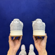 adidas originals CAMPUS 00s 面包鞋 低帮板鞋 大厂纯原,品质顶美! 货号:HQ8707 尺码 adidas originals CAMPUS 00s 面包鞋 低帮板鞋 大厂纯原,品质顶美! 货号:HQ8707 尺码