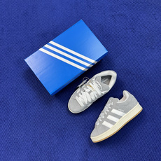 adidas originals CAMPUS 00s 面包鞋 低帮板鞋 大厂纯原,品质顶美! 货号:HQ8707 尺码 adidas originals CAMPUS 00s 面包鞋 低帮板鞋 大厂纯原,品质顶美! 货号:HQ8707 尺码
