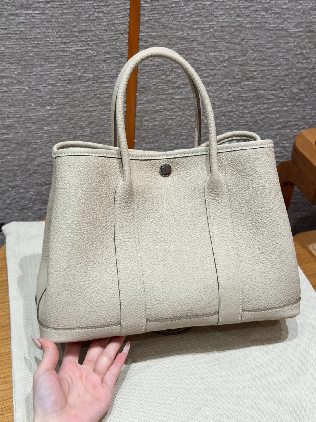 Garden Bag Handbag Grainy Leather Silver Buckle 30cm