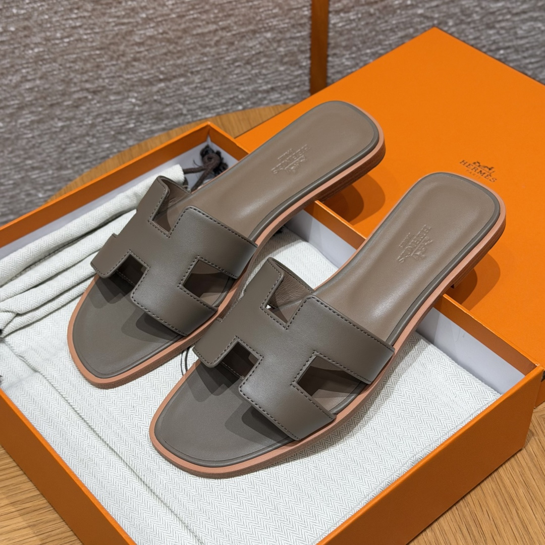 HERMES Oran Slippers Effen Eenbandslippers Dames Lente/Herfst Mode Klassiek