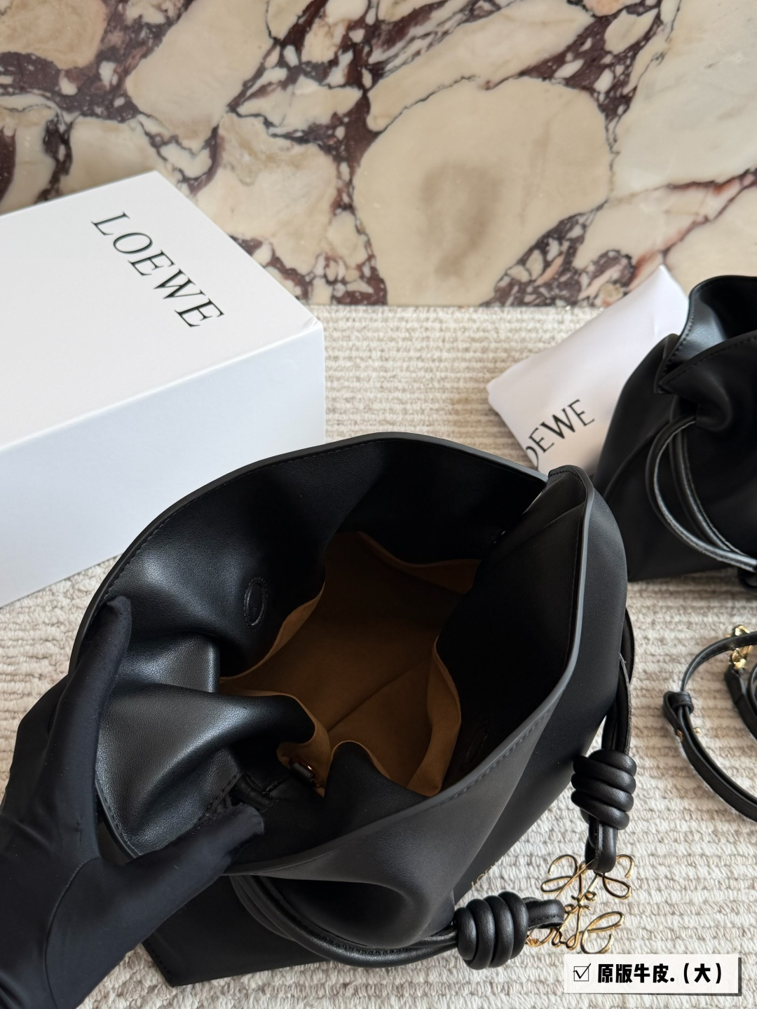 LOEWE väska, box i koskinn — photo 6