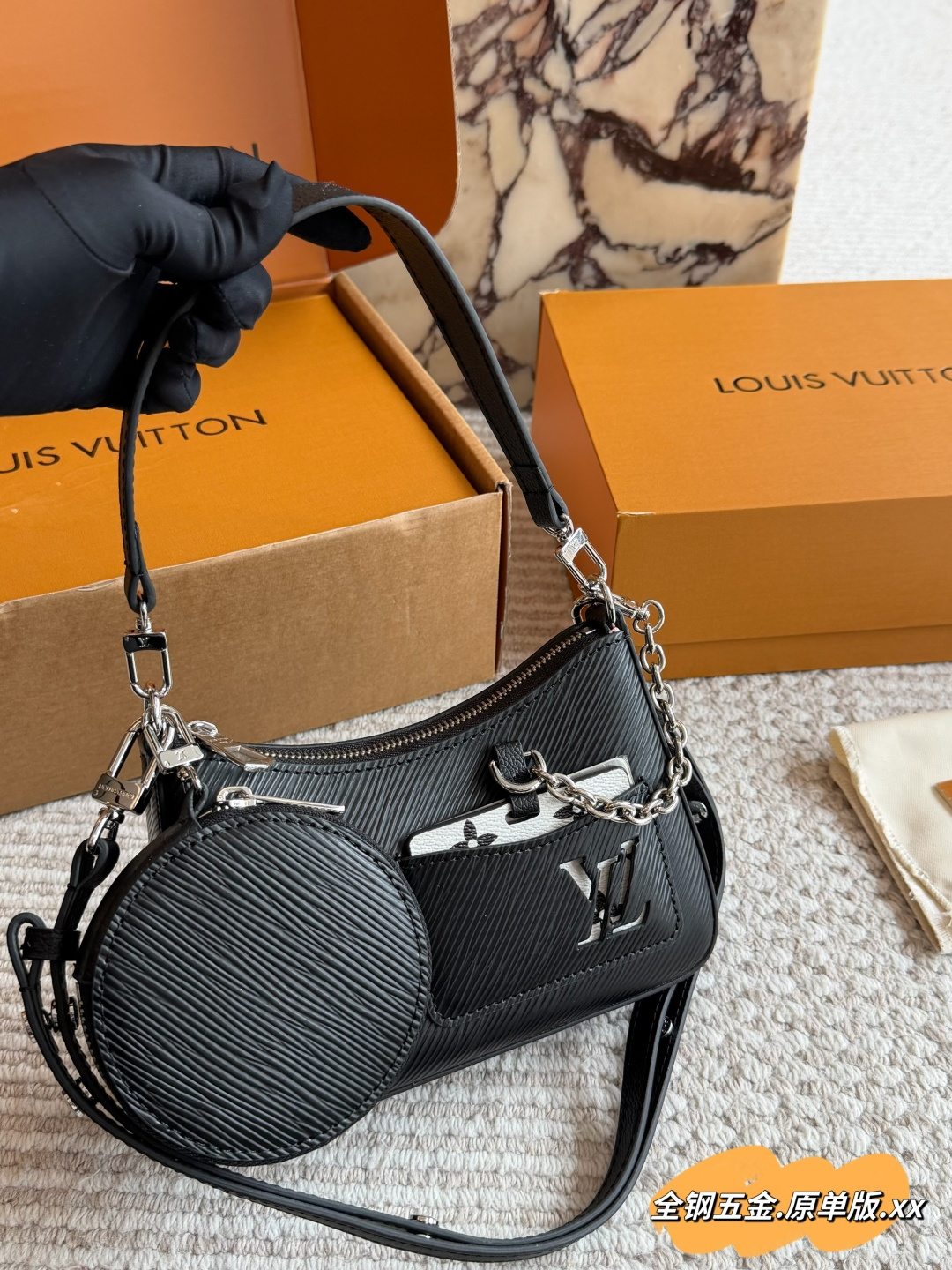 Louis Vuitton Handbag 11377