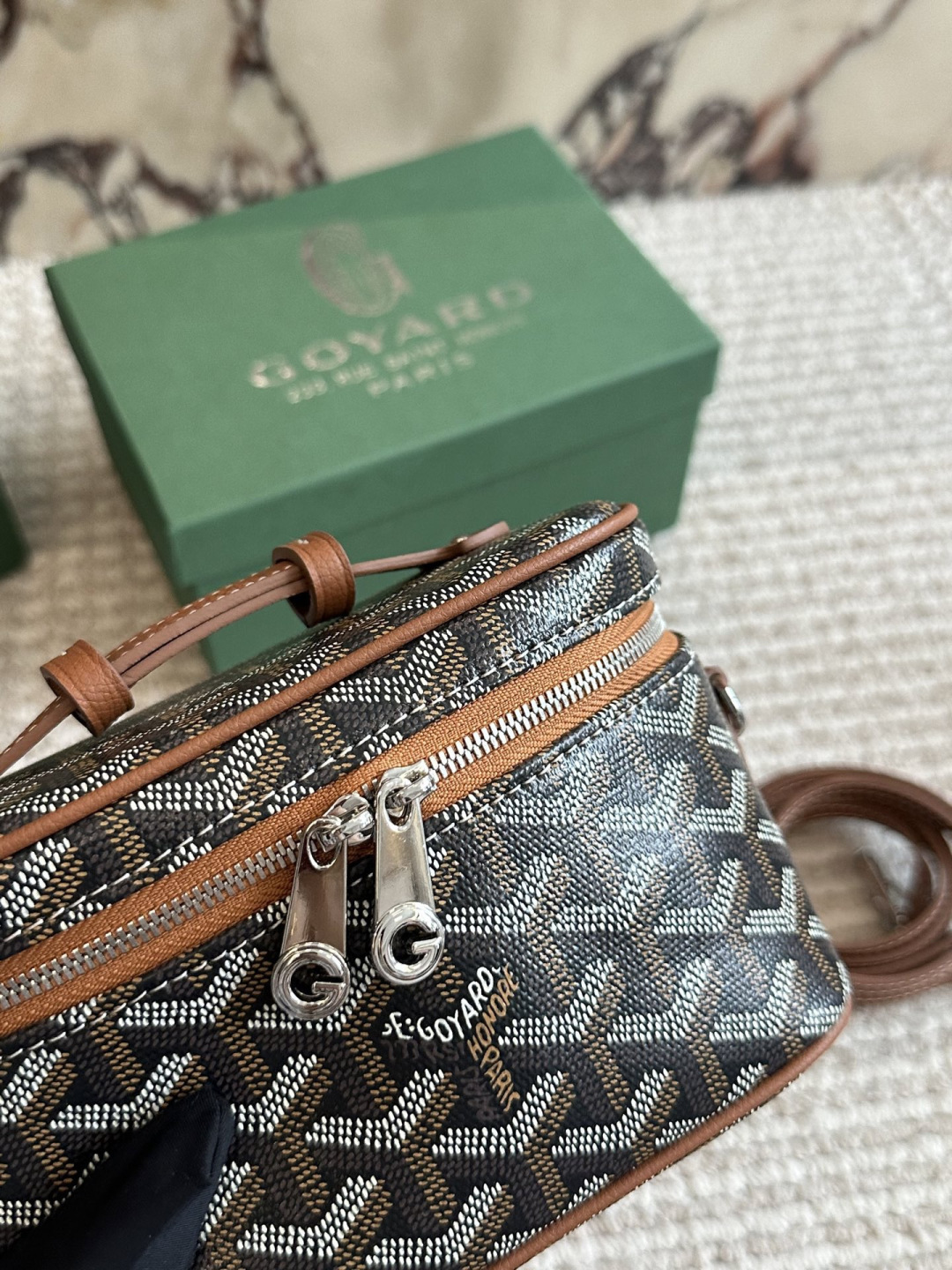 Dimensioni della borsa Goyard: 18 x 12 cm — photo 3