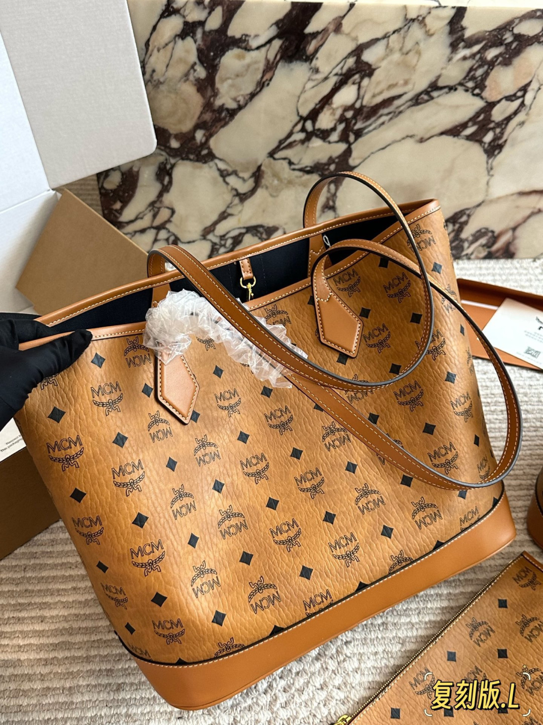Размер сумки MCM30*25см — photo 7