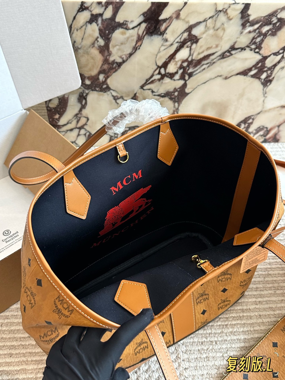 Размер сумки MCM30*25см — photo 5