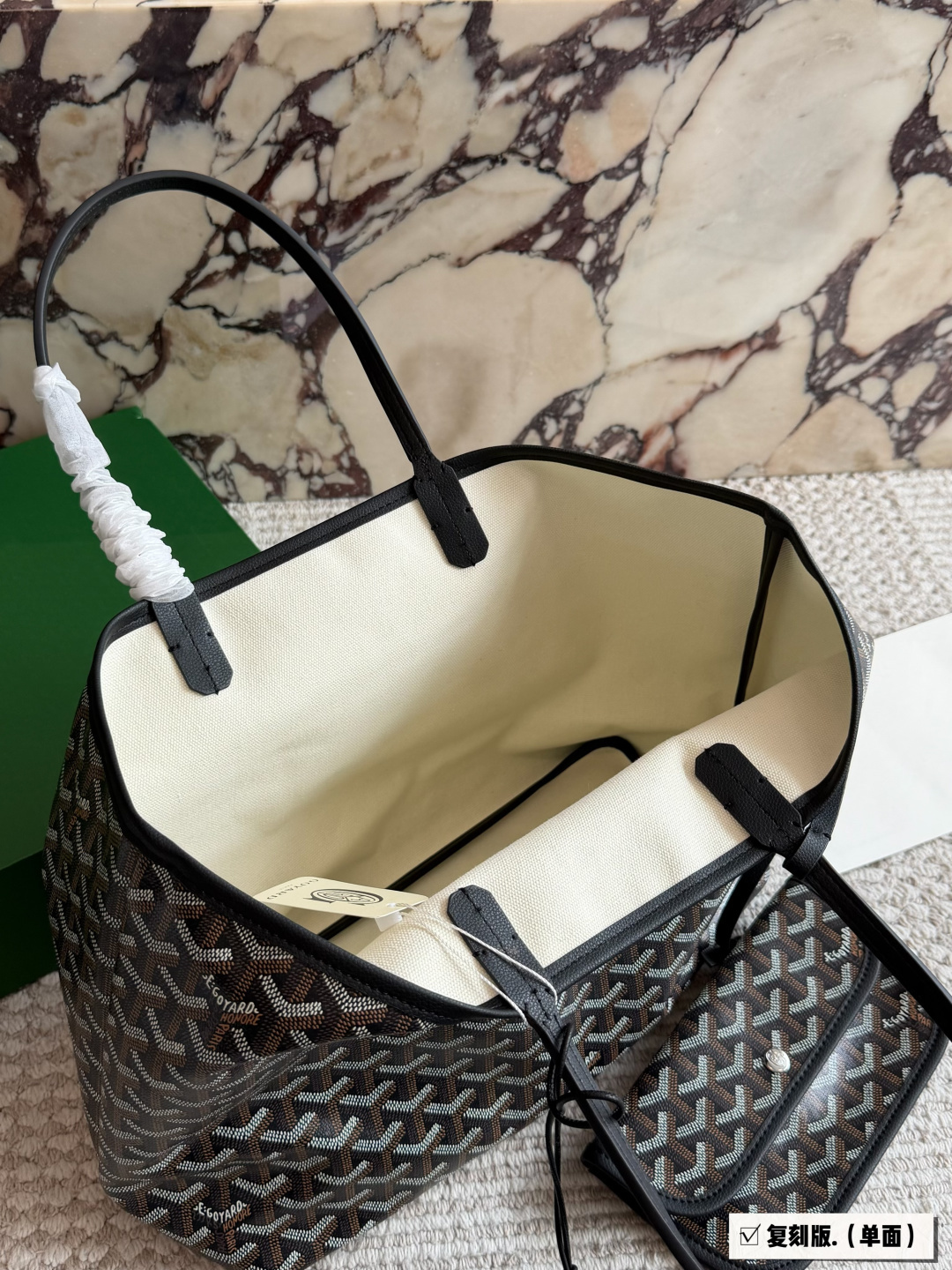 Version réplique du sac Goyard avec boîte — photo 9