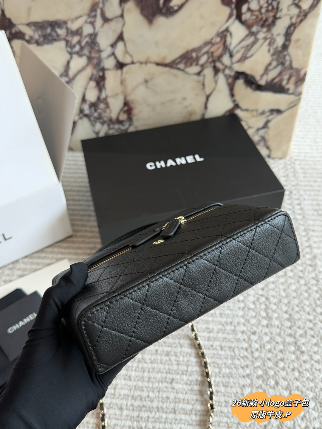 Chanel Women logo — photo 4