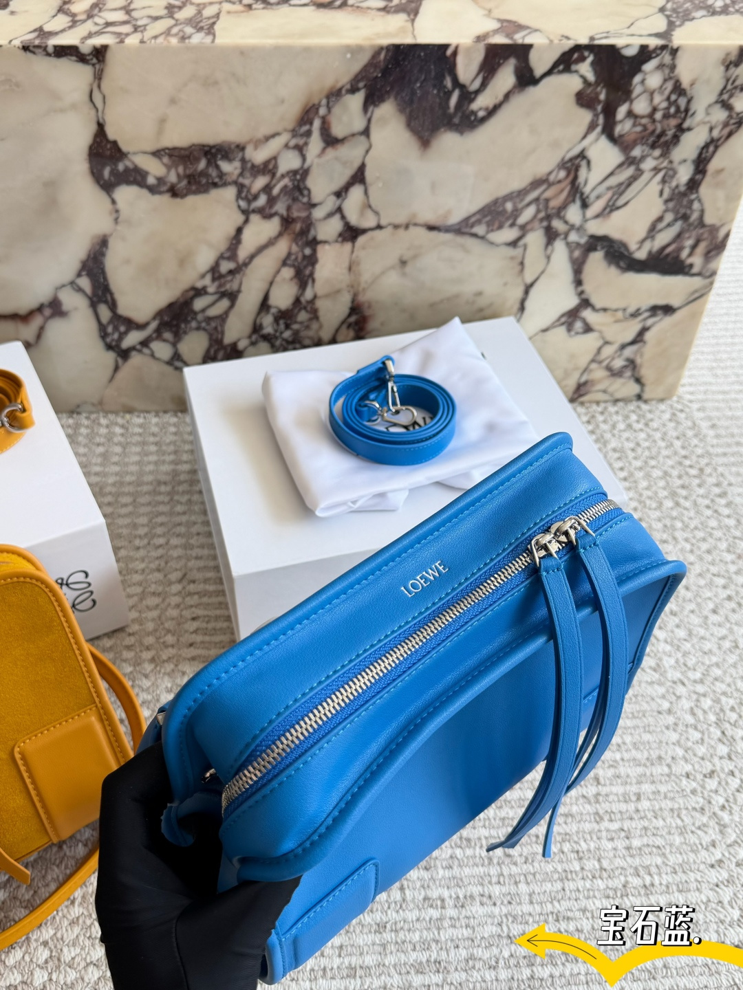 LOEWE taske Kohud med æske — photo 6