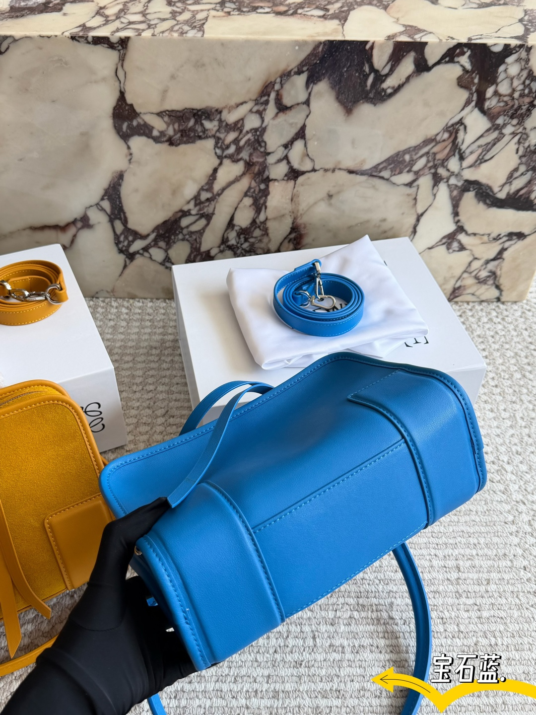 LOEWE taske Kohud med æske — photo 7