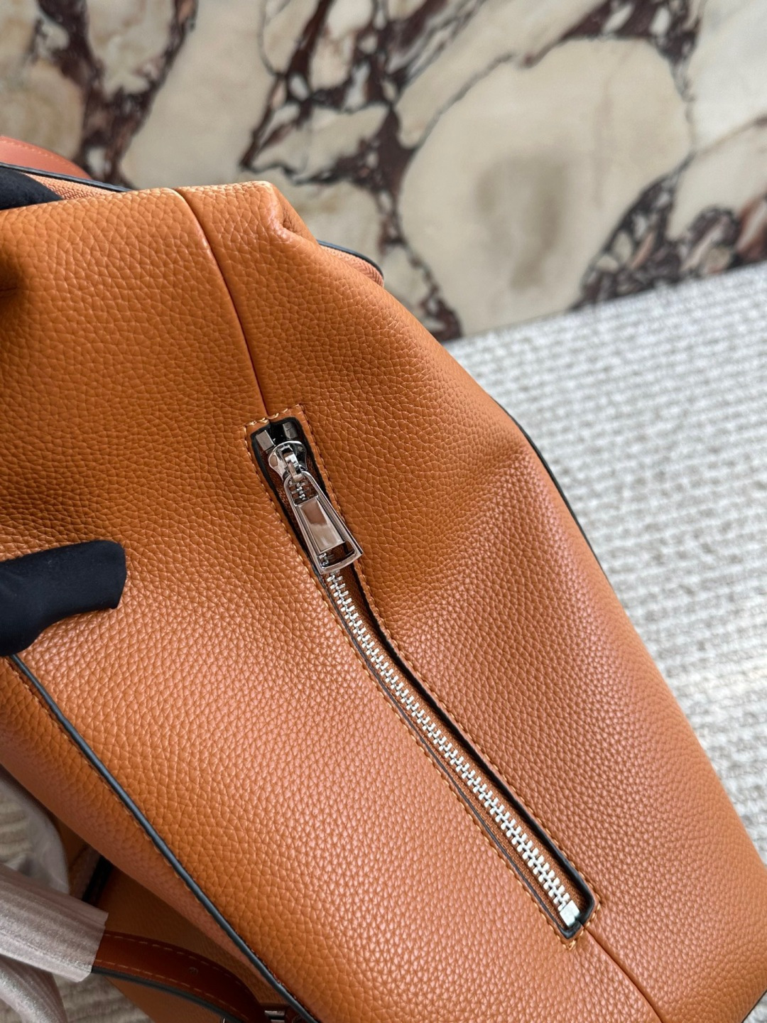 Loewe Small everyday
