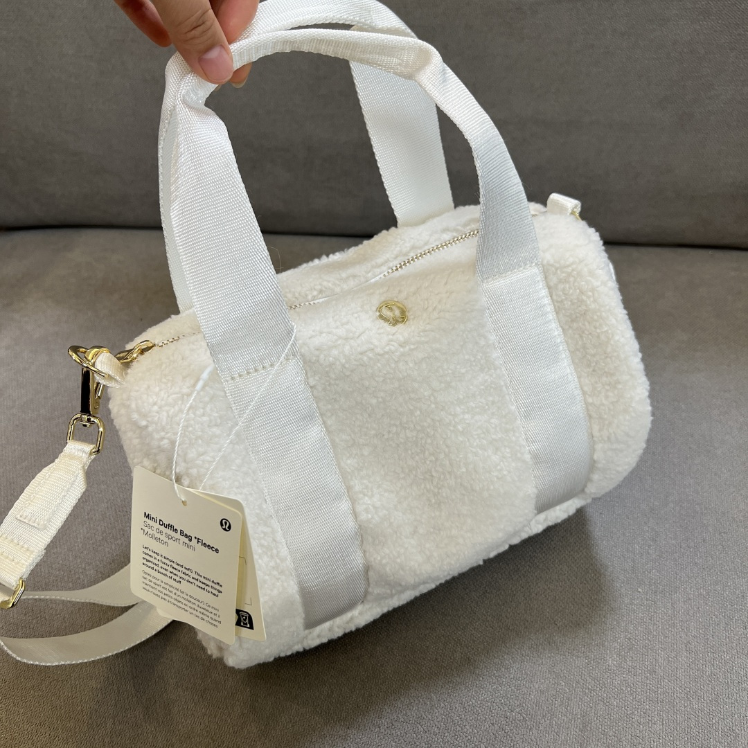 路易威登 Louis Vuitton 高定典藏名品高定成衣时装外套连衣裙衬衫T恤 #26E8CBD4 2