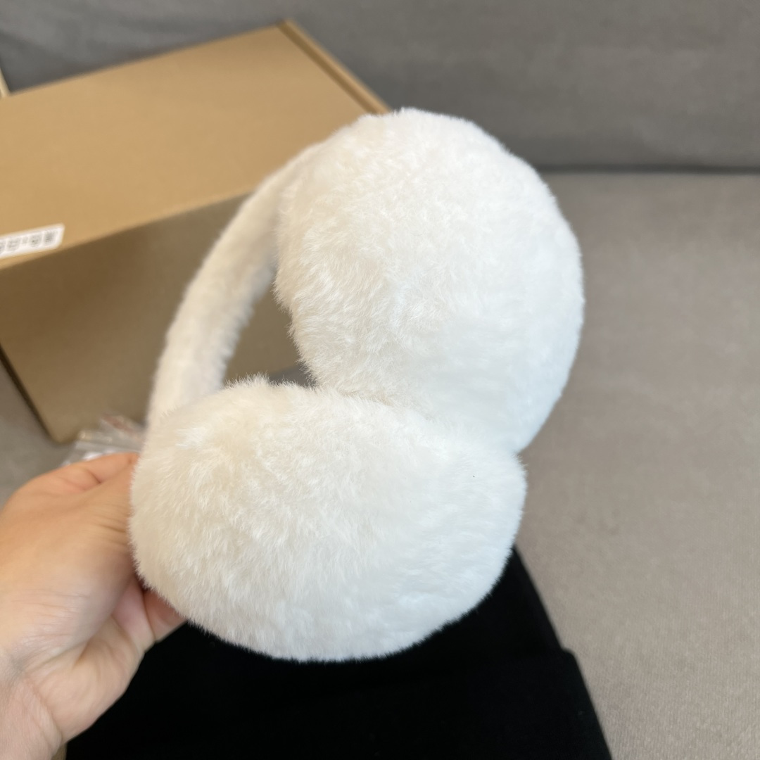 黑色 寒冷的冬日,Lulu 拉绒耳罩 帽子为你带来贴心的温暖 3